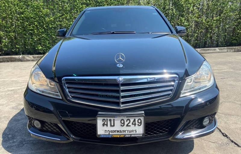 รถเก๋งมือสอง  MERCEDES BENZ C200 รถปี2011