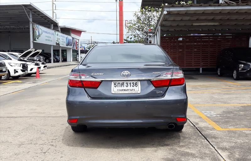 ขายรถเก๋งมือสอง toyota camry รถปี2016 รหัส 67811 รูปที่4