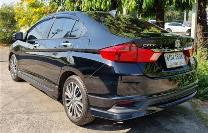 ขายรถเก๋งมือสอง-honda-ฮอนด้า-city-ซิตี้-รถปี2017-รหัส67816-51837b11.jpg ขายรถเก๋งมือสอง-honda-ฮอนด้า-city-ซิตี้-รถปี2017-รหัส67816-51837b11.jpg
