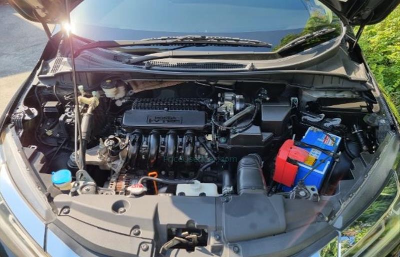 ขายรถเก๋งมือสอง-honda-ฮอนด้า-city-ซิตี้-รถปี2017-รหัส67816-9926b44c.jpg ขายรถเก๋งมือสอง-honda-ฮอนด้า-city-ซิตี้-รถปี2017-รหัส67816-9926b44c.jpg