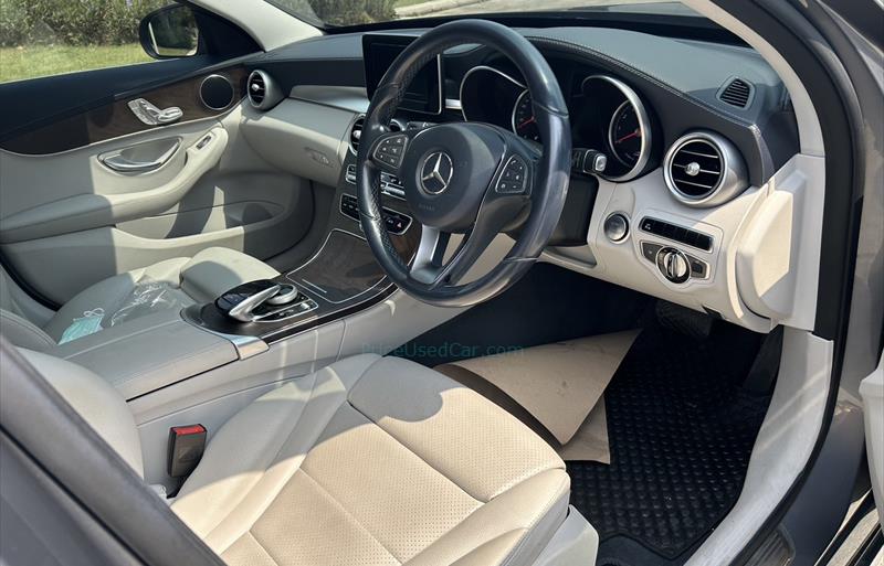 ขายรถเก๋งมือสอง-mercedes-benz-เมอร์เซเดสเบนซ์-c350-ซีสามห้าศูนย์-รถปี2017-รหัส67883-0b4b2ad9.jpg ขายรถเก๋งมือสอง-mercedes-benz-เมอร์เซเดสเบนซ์-c350-ซีสามห้าศูนย์-รถปี2017-รหัส67883-0b4b2ad9.jpg