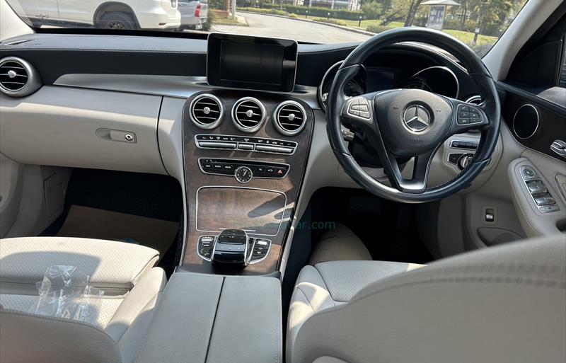 ขายรถเก๋งมือสอง-mercedes-benz-เมอร์เซเดสเบนซ์-c350-ซีสามห้าศูนย์-รถปี2017-รหัส67883-2c945542.jpg ขายรถเก๋งมือสอง-mercedes-benz-เมอร์เซเดสเบนซ์-c350-ซีสามห้าศูนย์-รถปี2017-รหัส67883-2c945542.jpg