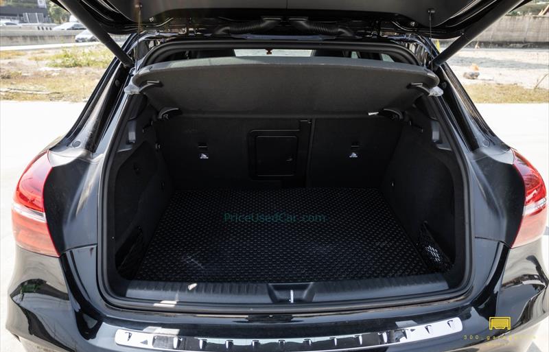ขายรถเก๋งมือสอง-mercedes-benz-เมอร์เซเดสเบนซ์-gla250-รถปี2018-รหัส67892-d25166c7.jpg ขายรถเก๋งมือสอง-mercedes-benz-เมอร์เซเดสเบนซ์-gla250-รถปี2018-รหัส67892-d25166c7.jpg
