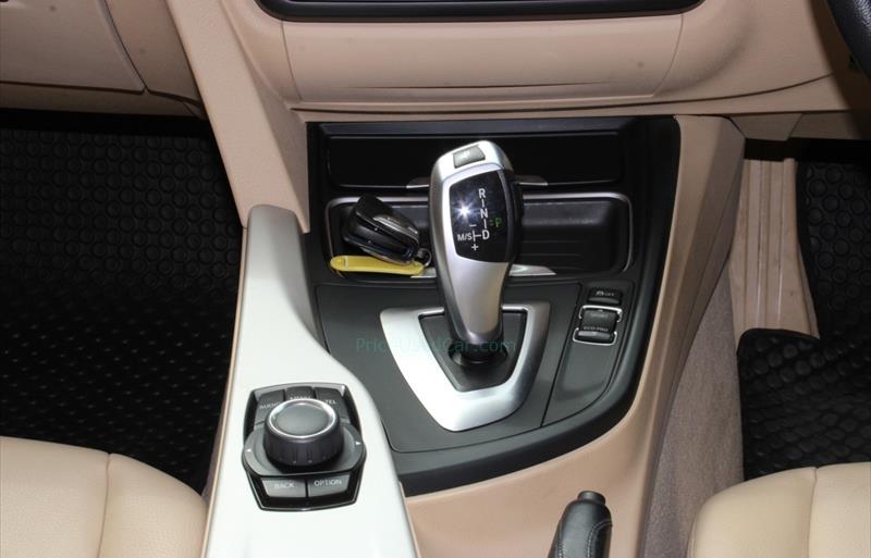 ขายรถเก๋งมือสอง-bmw-บีเอ็มดับบลิว-316i-รถปี2015-รหัส67893-0474f533.jpg ขายรถเก๋งมือสอง-bmw-บีเอ็มดับบลิว-316i-รถปี2015-รหัส67893-0474f533.jpg