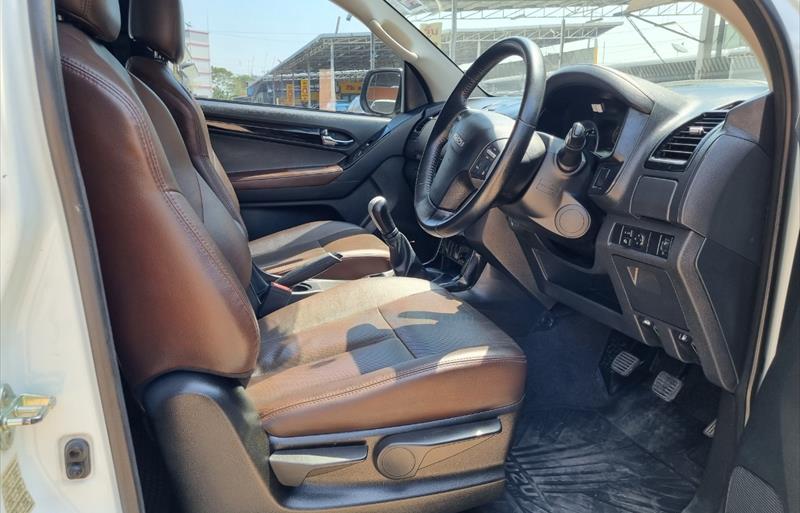 ขายรถกระบะมือสอง-isuzu-อีซูซุ-d-max-ดีแมคซ์-รถปี2019-รหัส67903-dd1f9af3.jpg ขายรถกระบะมือสอง-isuzu-อีซูซุ-d-max-ดีแมคซ์-รถปี2019-รหัส67903-dd1f9af3.jpg
