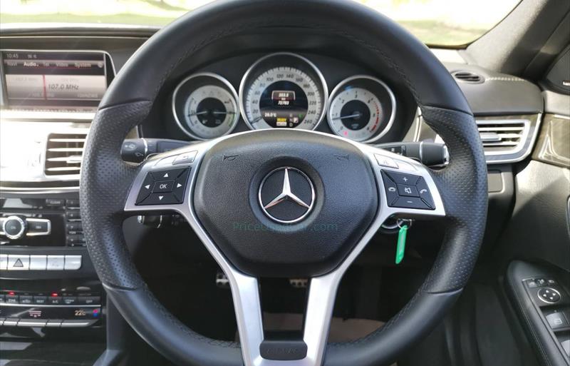 ขายรถเก๋งมือสอง-mercedes-benz-เมอร์เซเดสเบนซ์-e300-อีสามศูนย์ศูนย์-รถปี2014-รหัส67918-77e51ee8.jpg ขายรถเก๋งมือสอง-mercedes-benz-เมอร์เซเดสเบนซ์-e300-อีสามศูนย์ศูนย์-รถปี2014-รหัส67918-77e51ee8.jpg