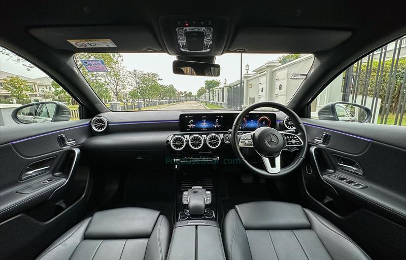 ขายรถเก๋งมือสอง-mercedes-benz-เมอร์เซเดสเบนซ์-a200-รถปี2022-รหัส67921-1bac76d2.jpg ขายรถเก๋งมือสอง-mercedes-benz-เมอร์เซเดสเบนซ์-a200-รถปี2022-รหัส67921-1bac76d2.jpg