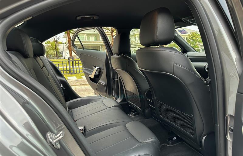 ขายรถเก๋งมือสอง-mercedes-benz-เมอร์เซเดสเบนซ์-a200-รถปี2022-รหัส67921-899edc3d.jpg ขายรถเก๋งมือสอง-mercedes-benz-เมอร์เซเดสเบนซ์-a200-รถปี2022-รหัส67921-899edc3d.jpg