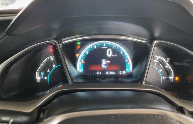 ขายรถเก๋งมือสอง-honda-ฮอนด้า-civic-ซีวิค-รถปี2017-รหัส67950-329783dc.jpg ขายรถเก๋งมือสอง-honda-ฮอนด้า-civic-ซีวิค-รถปี2017-รหัส67950-329783dc.jpg