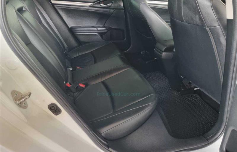 ขายรถเก๋งมือสอง-honda-ฮอนด้า-civic-ซีวิค-รถปี2017-รหัส67950-6de2d719.jpg ขายรถเก๋งมือสอง-honda-ฮอนด้า-civic-ซีวิค-รถปี2017-รหัส67950-6de2d719.jpg