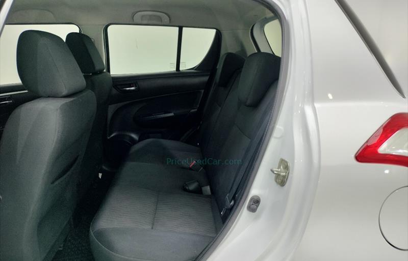 ขายรถเก๋งมือสอง-suzuki-ซูซูกิ-swift-สวิฟ-รถปี2018-รหัส68026-cf63e531.jpg ขายรถเก๋งมือสอง-suzuki-ซูซูกิ-swift-สวิฟ-รถปี2018-รหัส68026-cf63e531.jpg