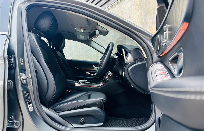 ขายรถเก๋งมือสอง-mercedes-benz-เมอร์เซเดสเบนซ์-c350-ซีสามห้าศูนย์-รถปี2018-รหัส68038-85d5bdd3.jpg ขายรถเก๋งมือสอง-mercedes-benz-เมอร์เซเดสเบนซ์-c350-ซีสามห้าศูนย์-รถปี2018-รหัส68038-85d5bdd3.jpg