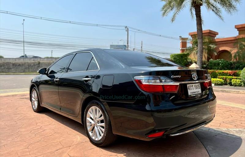 ขายรถเก๋งมือสอง-toyota-โตโยต้า-camry-คัมรี่-รถปี2015-รหัส68050-473305ac.jpg ขายรถเก๋งมือสอง-toyota-โตโยต้า-camry-คัมรี่-รถปี2015-รหัส68050-473305ac.jpg