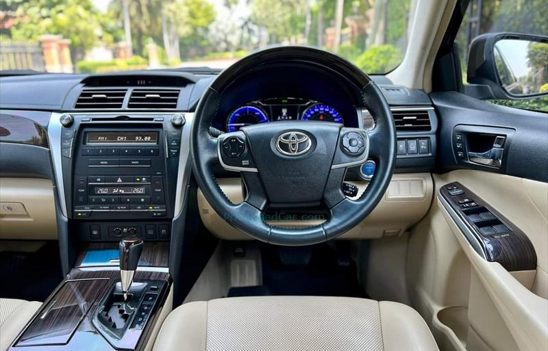 ขายรถเก๋งมือสอง-toyota-โตโยต้า-camry-คัมรี่-รถปี2015-รหัส68050-d435d8e7.jpg ขายรถเก๋งมือสอง-toyota-โตโยต้า-camry-คัมรี่-รถปี2015-รหัส68050-d435d8e7.jpg