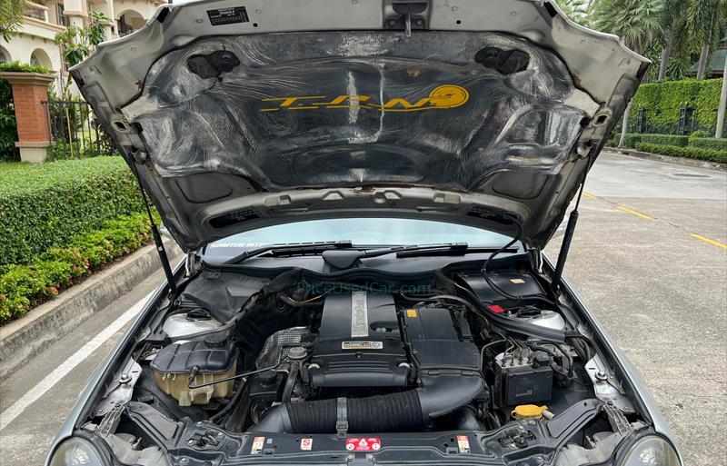 ขายรถเก๋งมือสอง-mercedes-benz-เมอร์เซเดสเบนซ์-clk200-kompressor-รถปี2003-รหัส68087-c1eced66.jpg ขายรถเก๋งมือสอง-mercedes-benz-เมอร์เซเดสเบนซ์-clk200-kompressor-รถปี2003-รหัส68087-c1eced66.jpg