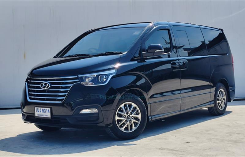 รถตู้มือสอง HYUNDAI H-1 รถปี 2019