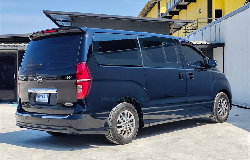 ขายรถตู้มือสอง hyundai h-1 รถปี2019 รหัส 68088 รูปที่2