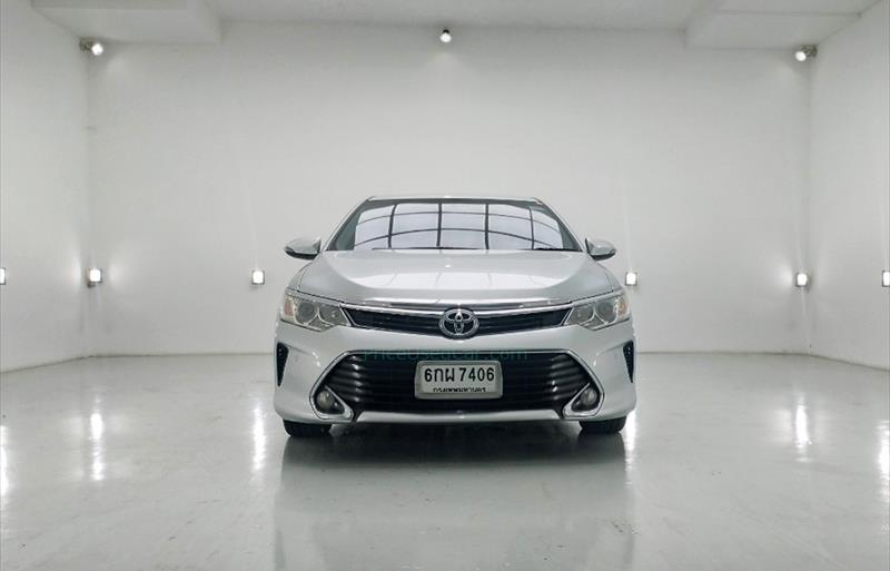 ขายรถเก๋งมือสอง-toyota-โตโยต้า-camry-คัมรี่-รถปี2017-รหัส68089-e69d48da.jpg ขายรถเก๋งมือสอง-toyota-โตโยต้า-camry-คัมรี่-รถปี2017-รหัส68089-e69d48da.jpg
