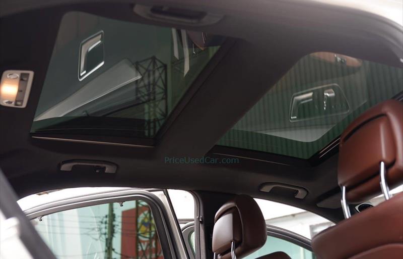 ขายรถเก๋งมือสอง-mercedes-benz-เมอร์เซเดสเบนซ์-e300-อีสามศูนย์ศูนย์-รถปี2015-รหัส68091-2a3c34ed.jpg ขายรถเก๋งมือสอง-mercedes-benz-เมอร์เซเดสเบนซ์-e300-อีสามศูนย์ศูนย์-รถปี2015-รหัส68091-2a3c34ed.jpg