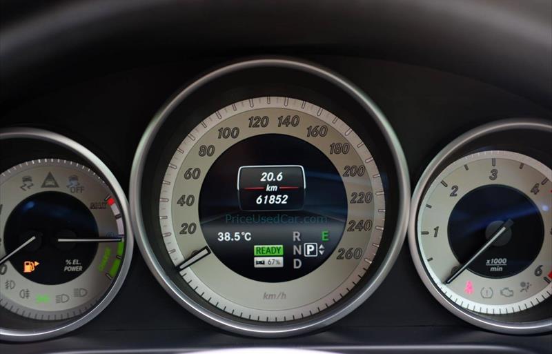 ขายรถเก๋งมือสอง-mercedes-benz-เมอร์เซเดสเบนซ์-e300-อีสามศูนย์ศูนย์-รถปี2015-รหัส68091-48fbd3b7.jpg ขายรถเก๋งมือสอง-mercedes-benz-เมอร์เซเดสเบนซ์-e300-อีสามศูนย์ศูนย์-รถปี2015-รหัส68091-48fbd3b7.jpg