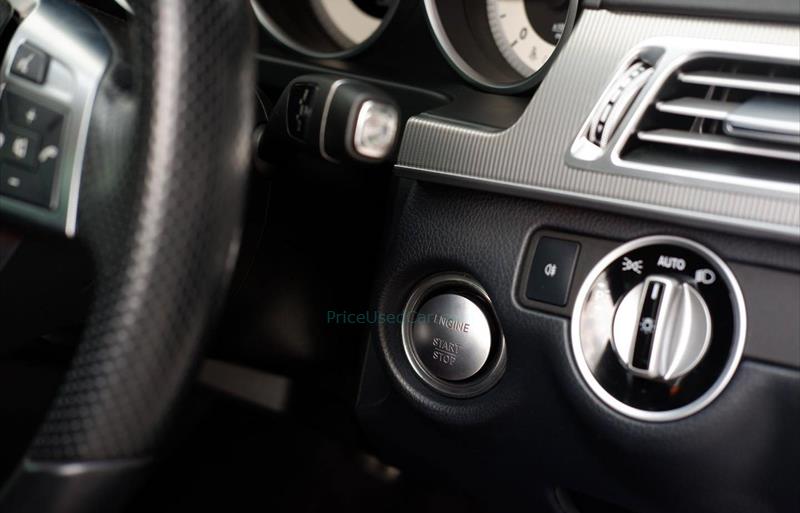 ขายรถเก๋งมือสอง-mercedes-benz-เมอร์เซเดสเบนซ์-e300-อีสามศูนย์ศูนย์-รถปี2015-รหัส68091-f2934139.jpg ขายรถเก๋งมือสอง-mercedes-benz-เมอร์เซเดสเบนซ์-e300-อีสามศูนย์ศูนย์-รถปี2015-รหัส68091-f2934139.jpg