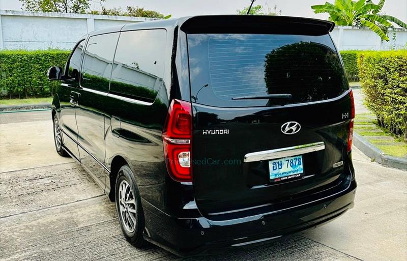ขายรถตู้มือสอง hyundai h-1 รถปี2019 รหัส 68098 รูปที่4