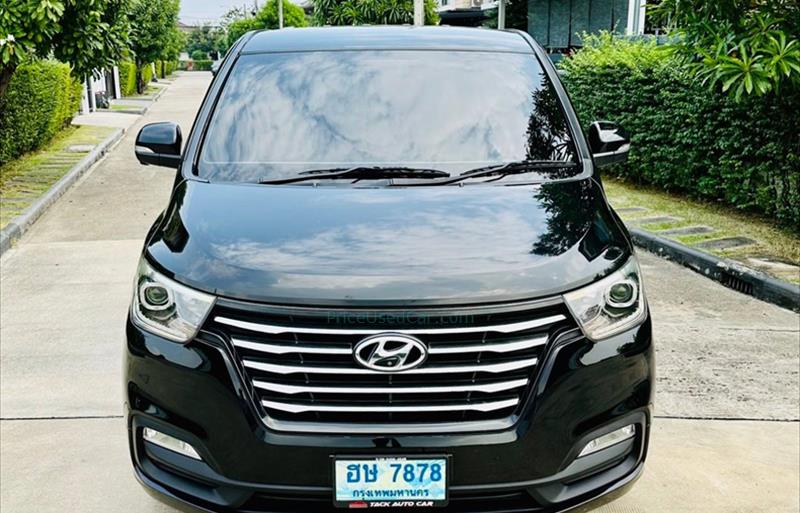 ขายรถตู้มือสอง hyundai h-1 รถปี2019 รหัส 68098 รูปที่2