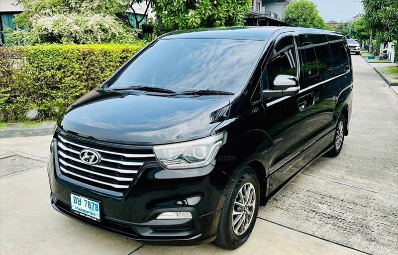รถตู้มือสอง  HYUNDAI H-1 2.5 Deluxe รถปี2019
