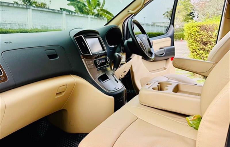 ขายรถตู้มือสอง hyundai h-1 รถปี2019 รหัส 68098 รูปที่8