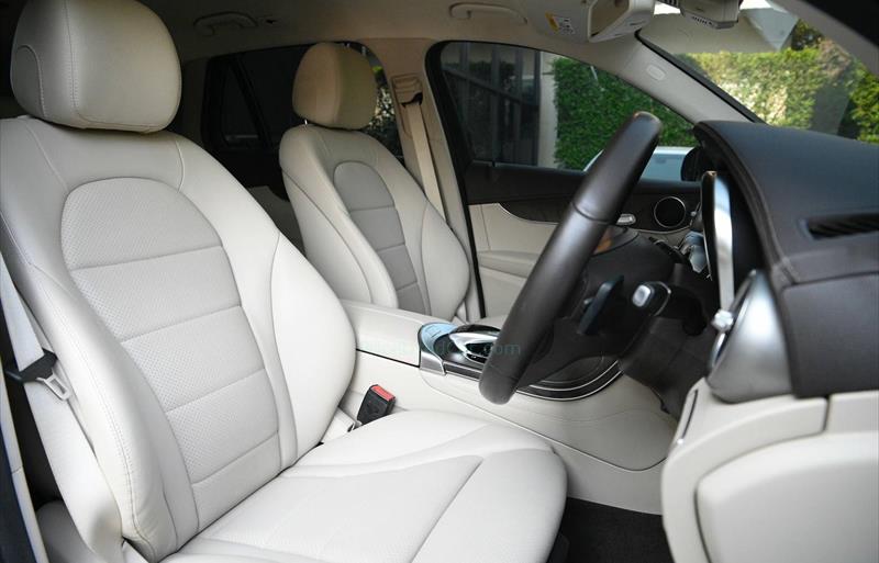 ขายรถเก๋งมือสอง-mercedes-benz-เมอร์เซเดสเบนซ์-glc250-จีแอลซีสองห้าศูนย์-รถปี2019-รหัส68117-ac747bb0.jpg ขายรถเก๋งมือสอง-mercedes-benz-เมอร์เซเดสเบนซ์-glc250-จีแอลซีสองห้าศูนย์-รถปี2019-รหัส68117-ac747bb0.jpg