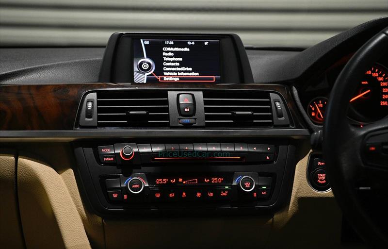 ขายรถเก๋งมือสอง-bmw-บีเอ็มดับบลิว-320i-สามสองศูนย์ไอ-รถปี2013-รหัส68118-5421032c.jpg ขายรถเก๋งมือสอง-bmw-บีเอ็มดับบลิว-320i-สามสองศูนย์ไอ-รถปี2013-รหัส68118-5421032c.jpg
