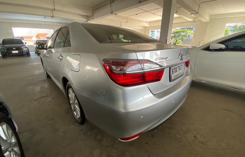 ขายรถเก๋งมือสอง toyota camry รถปี2017 รหัส 68141 รูปที่3