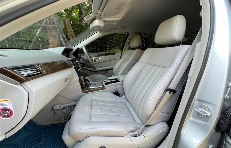 ขายรถเก๋งมือสอง-mercedes-benz-เมอร์เซเดสเบนซ์-e200-cgi-รถปี2011-รหัส68146-857da8e7.jpg ขายรถเก๋งมือสอง-mercedes-benz-เมอร์เซเดสเบนซ์-e200-cgi-รถปี2011-รหัส68146-857da8e7.jpg