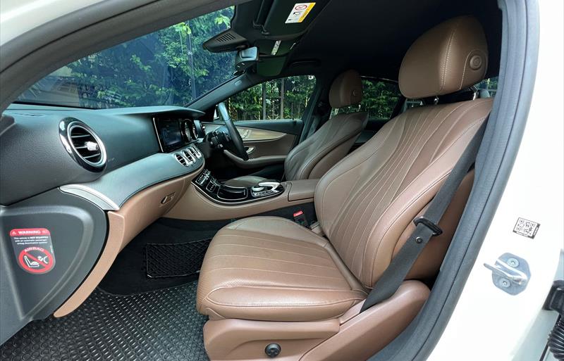 ขายรถเก๋งมือสอง-mercedes-benz-เมอร์เซเดสเบนซ์-e350-รถปี2017-รหัส68147-2b38105e.jpg ขายรถเก๋งมือสอง-mercedes-benz-เมอร์เซเดสเบนซ์-e350-รถปี2017-รหัส68147-2b38105e.jpg