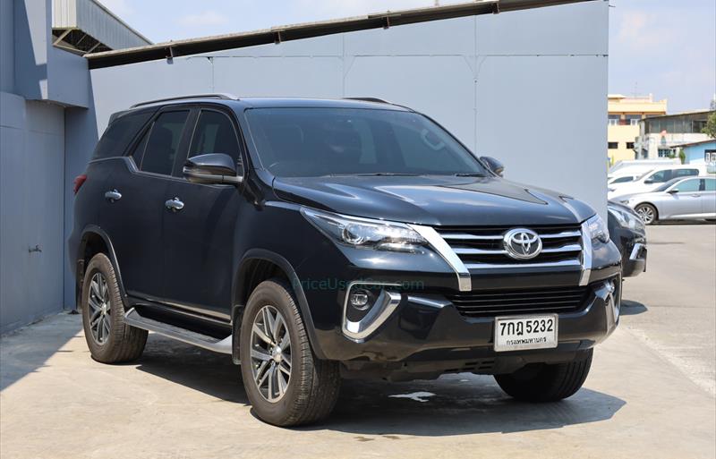 รถ SUV มือสอง  TOYOTA FORTUNER 2.4 V รถปี2018
