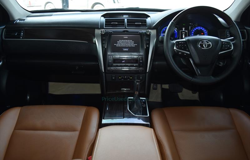 ขายรถเก๋งมือสอง-toyota-โตโยต้า-camry-คัมรี่-รถปี2017-รหัส68202-1b9724d2.jpg ขายรถเก๋งมือสอง-toyota-โตโยต้า-camry-คัมรี่-รถปี2017-รหัส68202-1b9724d2.jpg