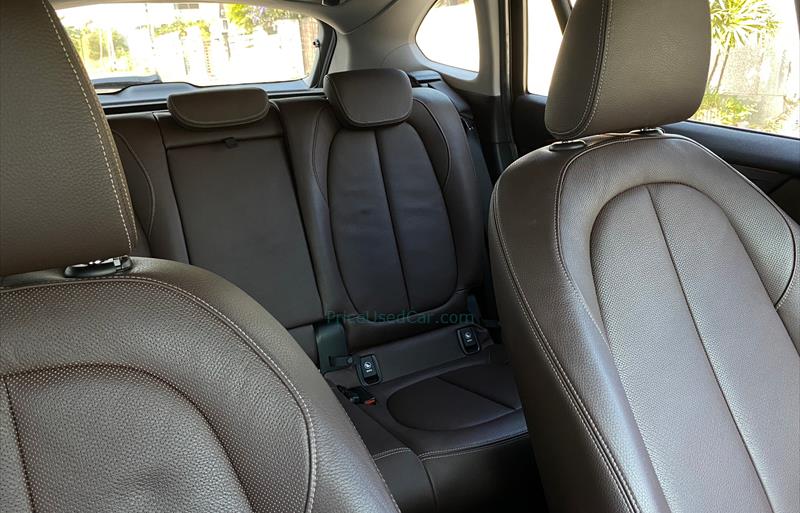 ขายรถ-suv-มือสอง-bmw-บีเอ็มดับบลิว-x1-เอ็กซ์1-รถปี2019-รหัส68211-eb499f8a.jpg ขายรถ-suv-มือสอง-bmw-บีเอ็มดับบลิว-x1-เอ็กซ์1-รถปี2019-รหัส68211-eb499f8a.jpg