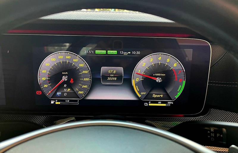 ขายรถเก๋งมือสอง-mercedes-benz-เมอร์เซเดสเบนซ์-e350-รถปี2018-รหัส68213-6a6a192a.jpg ขายรถเก๋งมือสอง-mercedes-benz-เมอร์เซเดสเบนซ์-e350-รถปี2018-รหัส68213-6a6a192a.jpg