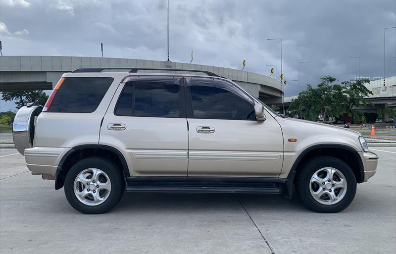 ขายรถ-suv-มือสอง-honda-ฮอนด้า-cr-v-ซีอาร์วี-รถปี2002-รหัส68223-80eeb481.jpg ขายรถ-suv-มือสอง-honda-ฮอนด้า-cr-v-ซีอาร์วี-รถปี2002-รหัส68223-80eeb481.jpg
