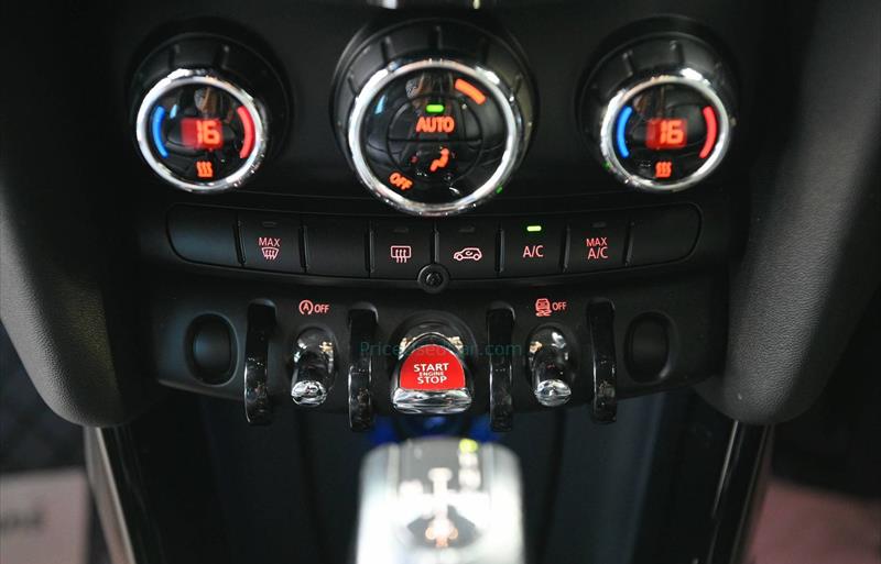 ขายรถเก๋งมือสอง-mini-มินิ-cooper-คูเปอร์-รถปี2017-รหัส68237-554f9ad4.jpg ขายรถเก๋งมือสอง-mini-มินิ-cooper-คูเปอร์-รถปี2017-รหัส68237-554f9ad4.jpg