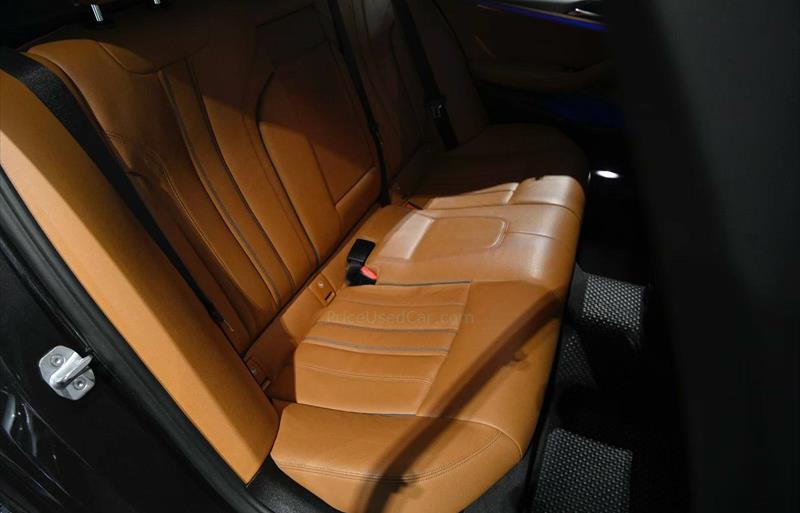 ขายรถเก๋งมือสอง-bmw-บีเอ็มดับบลิว-series-5-ซีรี่ย์5-รถปี2018-รหัส68239-7133ee0a.jpg ขายรถเก๋งมือสอง-bmw-บีเอ็มดับบลิว-series-5-ซีรี่ย์5-รถปี2018-รหัส68239-7133ee0a.jpg