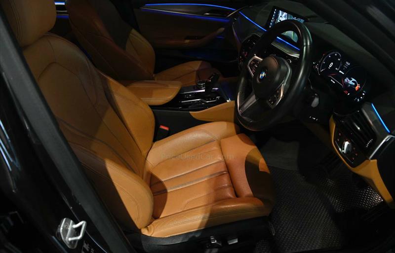 ขายรถเก๋งมือสอง-bmw-บีเอ็มดับบลิว-series-5-ซีรี่ย์5-รถปี2018-รหัส68239-eb0931bb.jpg ขายรถเก๋งมือสอง-bmw-บีเอ็มดับบลิว-series-5-ซีรี่ย์5-รถปี2018-รหัส68239-eb0931bb.jpg