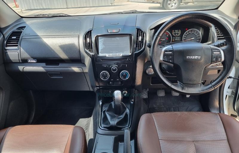 ขายรถกระบะมือสอง isuzu d-max รถปี2019 รหัส 68243 รูปที่9