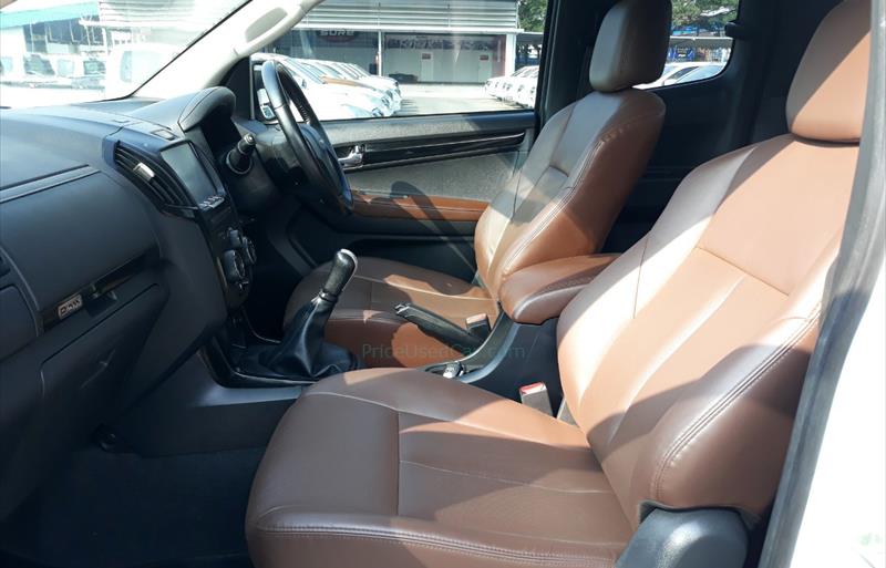 ขายรถกระบะมือสอง isuzu d-max รถปี2019 รหัส 68249 รูปที่10