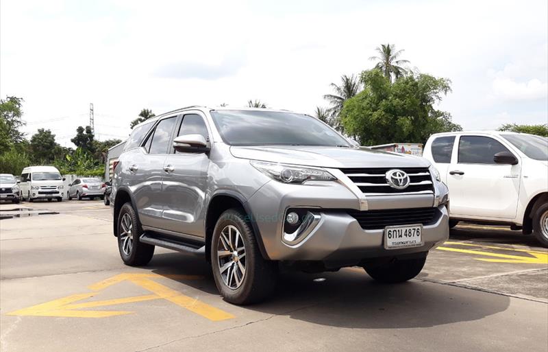 ขายรถ-suv-มือสอง-toyota-โตโยต้า-fortuner-ฟอร์จูนเนอร์-รถปี2017-รหัส68256-14103e67.jpg ขายรถ-suv-มือสอง-toyota-โตโยต้า-fortuner-ฟอร์จูนเนอร์-รถปี2017-รหัส68256-14103e67.jpg