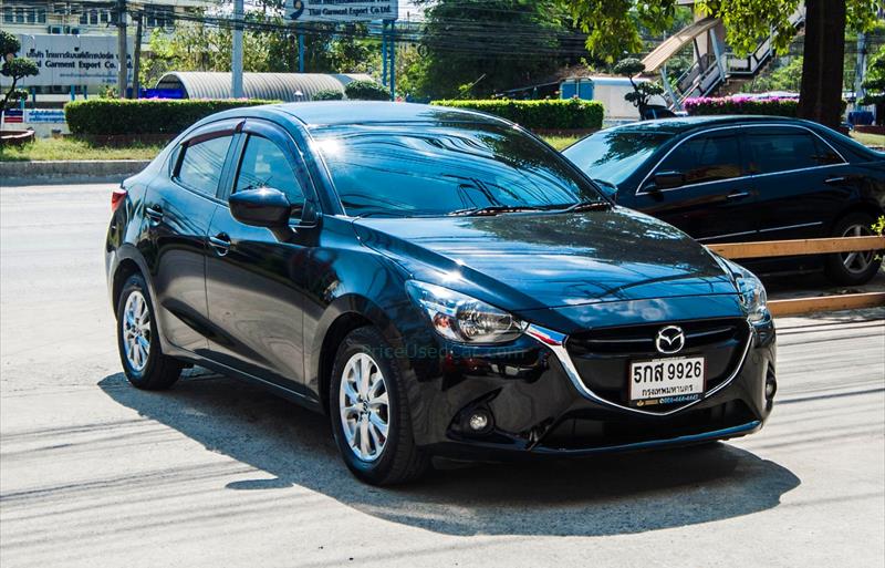 รถเก๋งมือสอง MAZDA 2 รถปี 2016