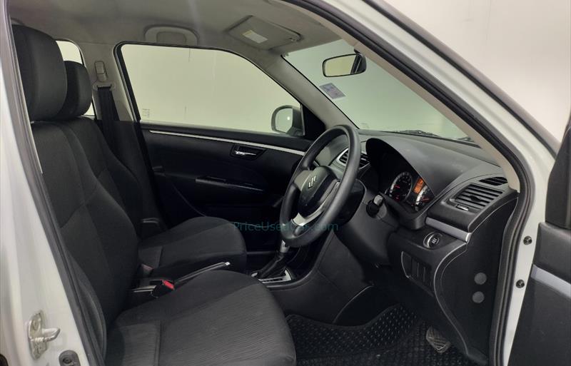 ขายรถเก๋งมือสอง-suzuki-ซูซูกิ-swift-สวิฟ-รถปี2017-รหัส68260-1429e742.jpg ขายรถเก๋งมือสอง-suzuki-ซูซูกิ-swift-สวิฟ-รถปี2017-รหัส68260-1429e742.jpg