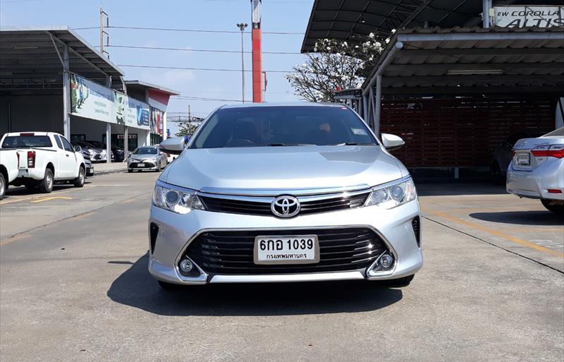 ขายรถเก๋งมือสอง toyota camry รถปี2017 รหัส 68263 รูปที่2