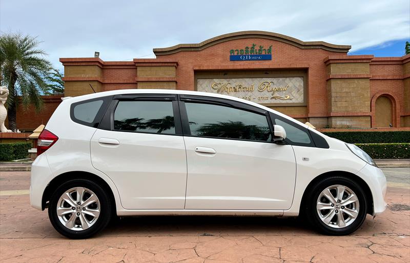 ขายรถเก๋งมือสอง-honda-ฮอนด้า-jazz-แจ๊ส-รถปี2012-รหัส68286-5a1e031c.jpg ขายรถเก๋งมือสอง-honda-ฮอนด้า-jazz-แจ๊ส-รถปี2012-รหัส68286-5a1e031c.jpg