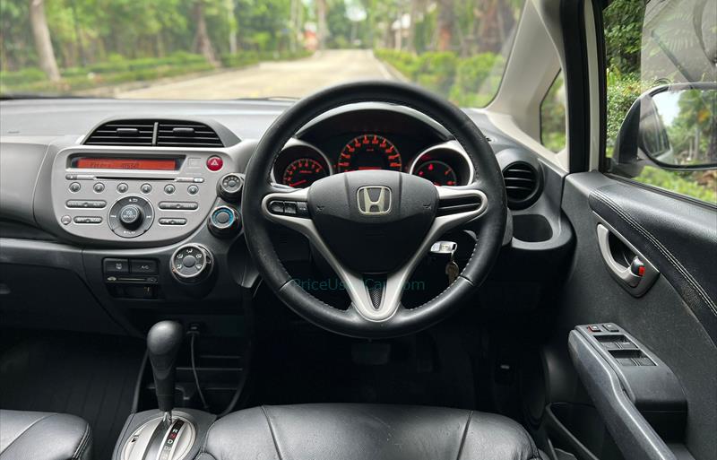 ขายรถเก๋งมือสอง-honda-ฮอนด้า-jazz-แจ๊ส-รถปี2012-รหัส68286-91e98ee5.jpg ขายรถเก๋งมือสอง-honda-ฮอนด้า-jazz-แจ๊ส-รถปี2012-รหัส68286-91e98ee5.jpg